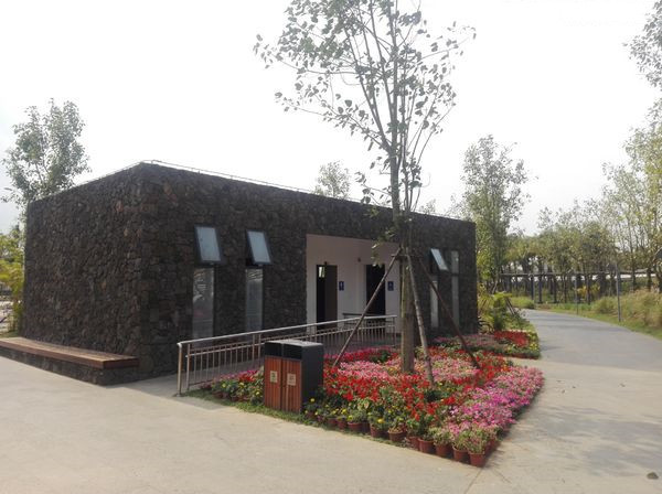 土建公厕